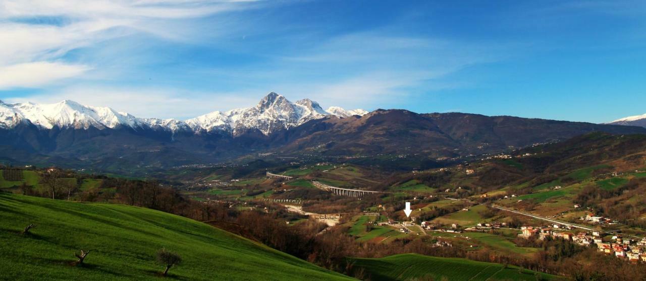 Residence Stella Del Gran Sasso Colledara Exterior photo