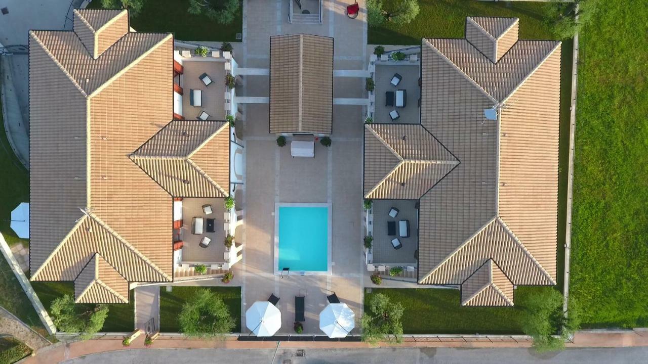 Residence Stella Del Gran Sasso Colledara Exterior photo